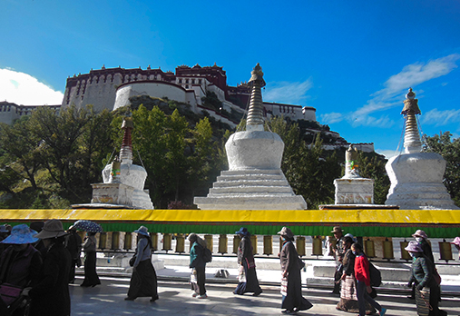 Lhasa and around (3656m, 90km, 3-4hrs)